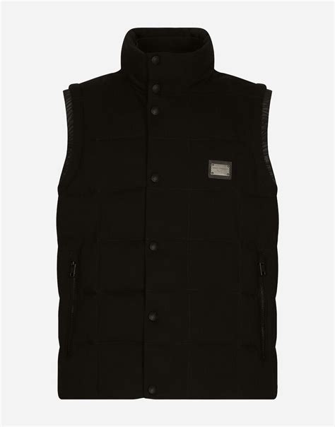 Jersey vest with branded tag 